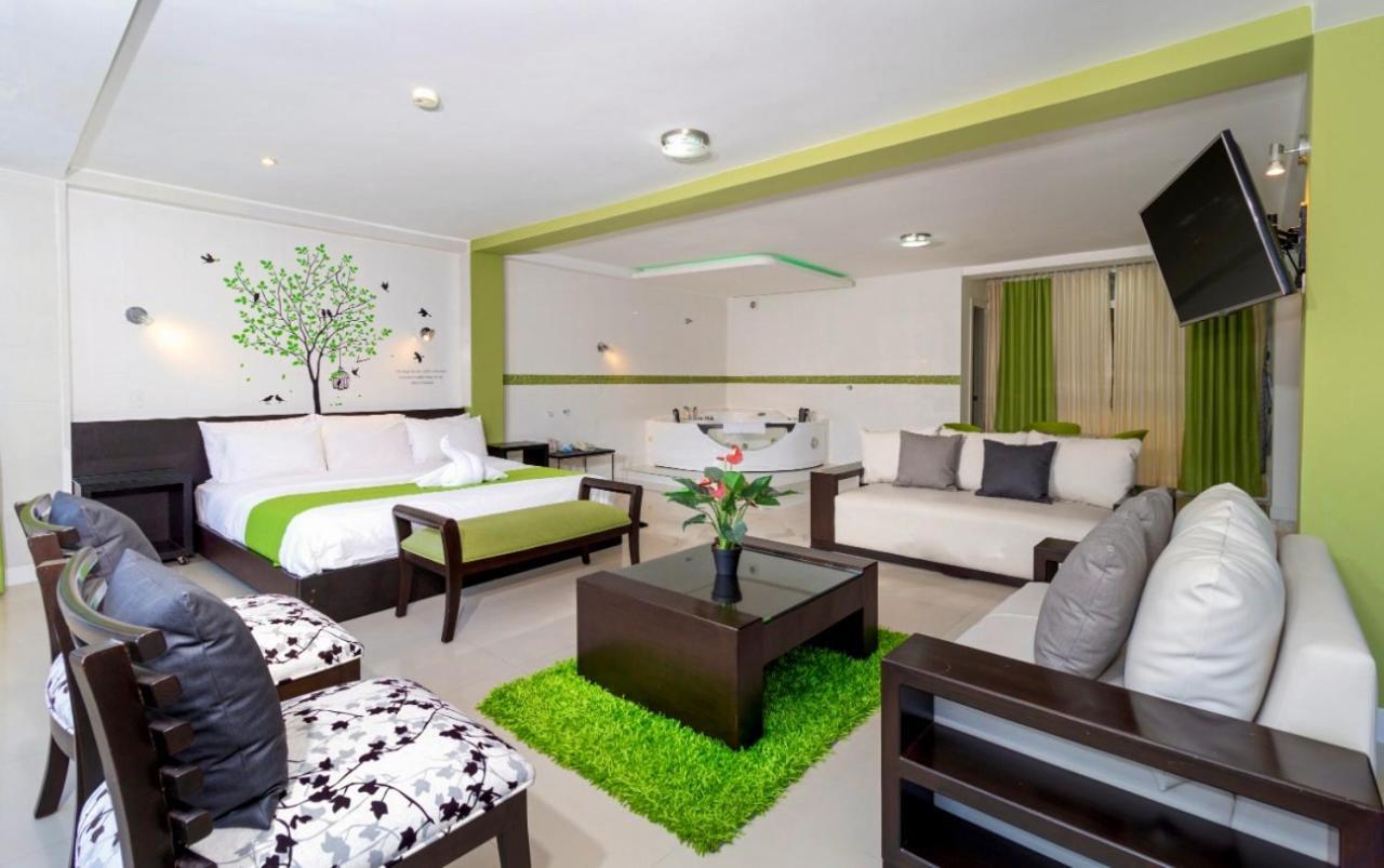 Destiny Hotel Baños Екстериор снимка